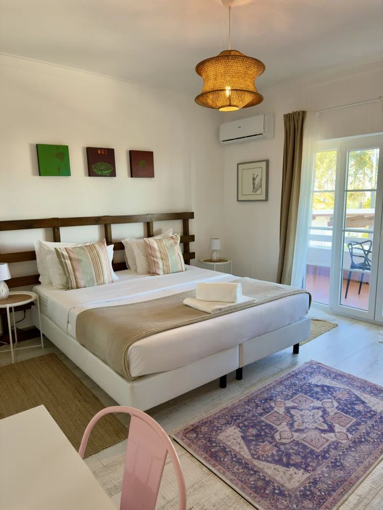 O House Ericeira - Elegant Suite with Balcony